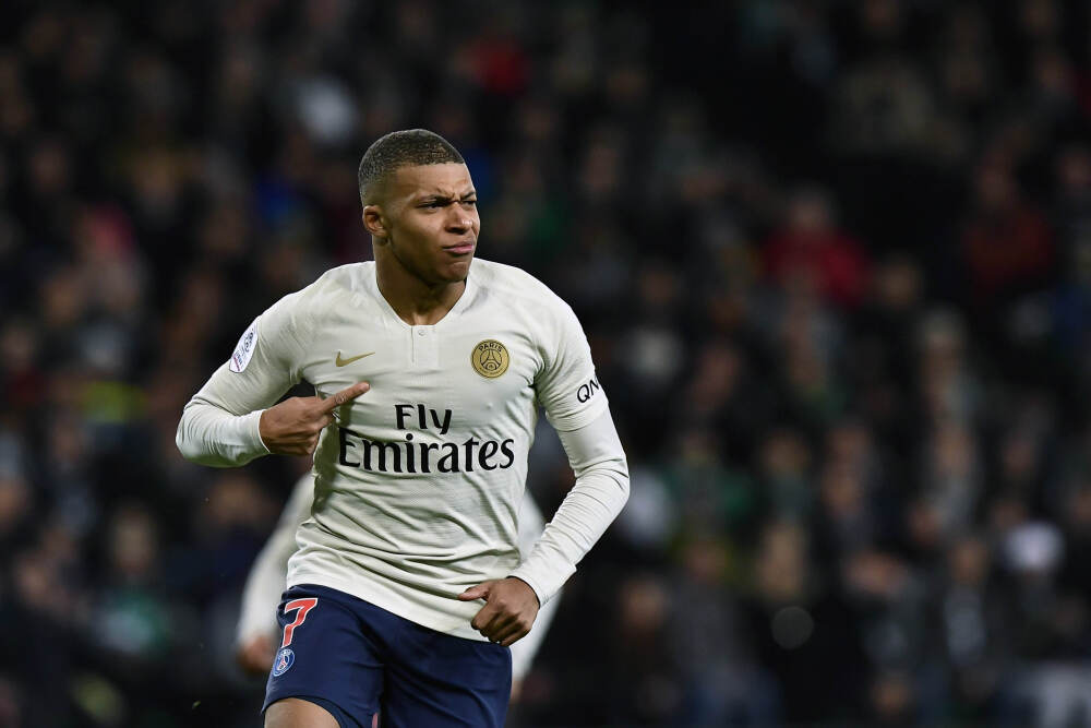 消息称小米 SU7 改款车型在路上